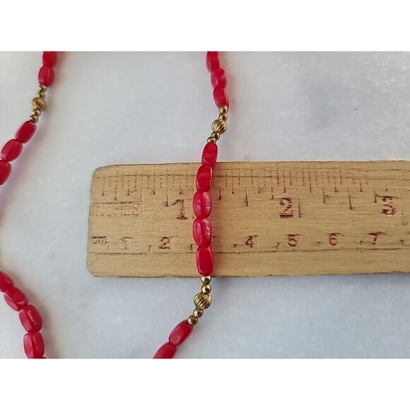 Red Glass And Gold Tone Metal Beaded Necklace, Vintage - Picture 10 of 10